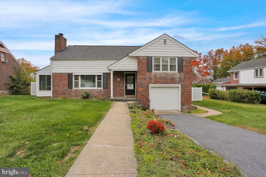 905 N 25th St, READING