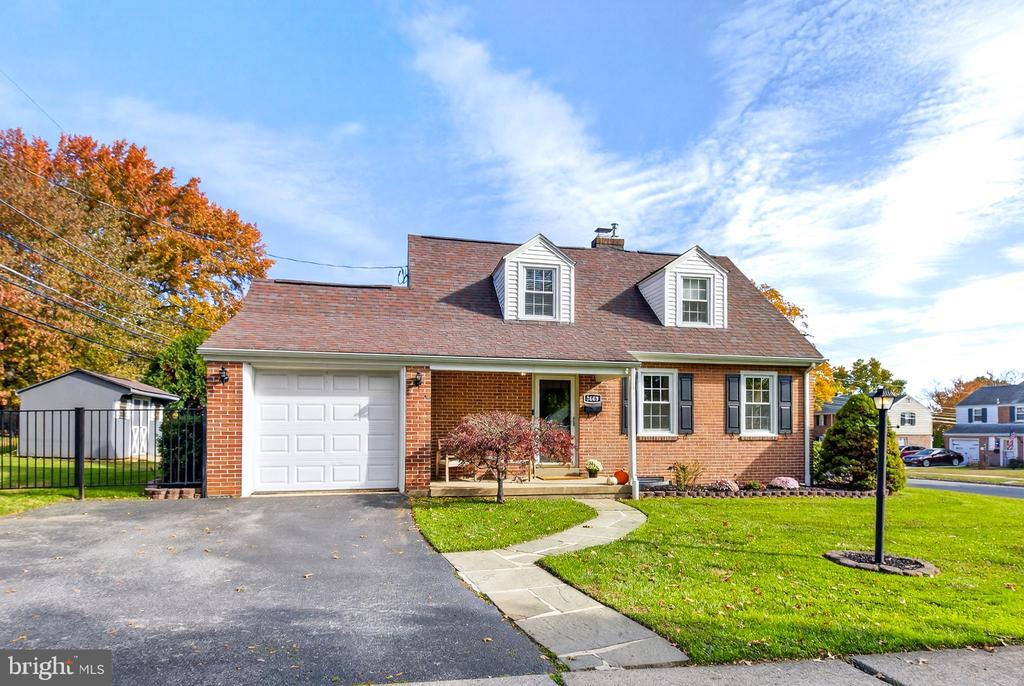 3609 Grant St, READING