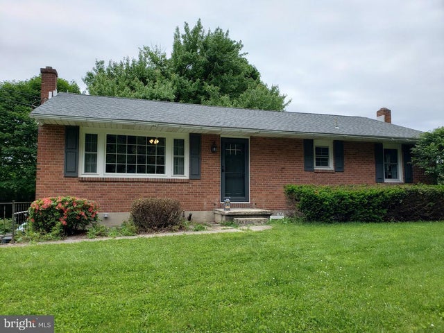 474 Ontelaunee Dr, Shoemakersville