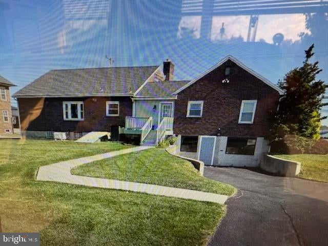 144 S Centre Ave, LEESPORT