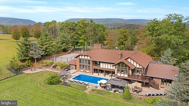 1554 7th St W, Tyrone