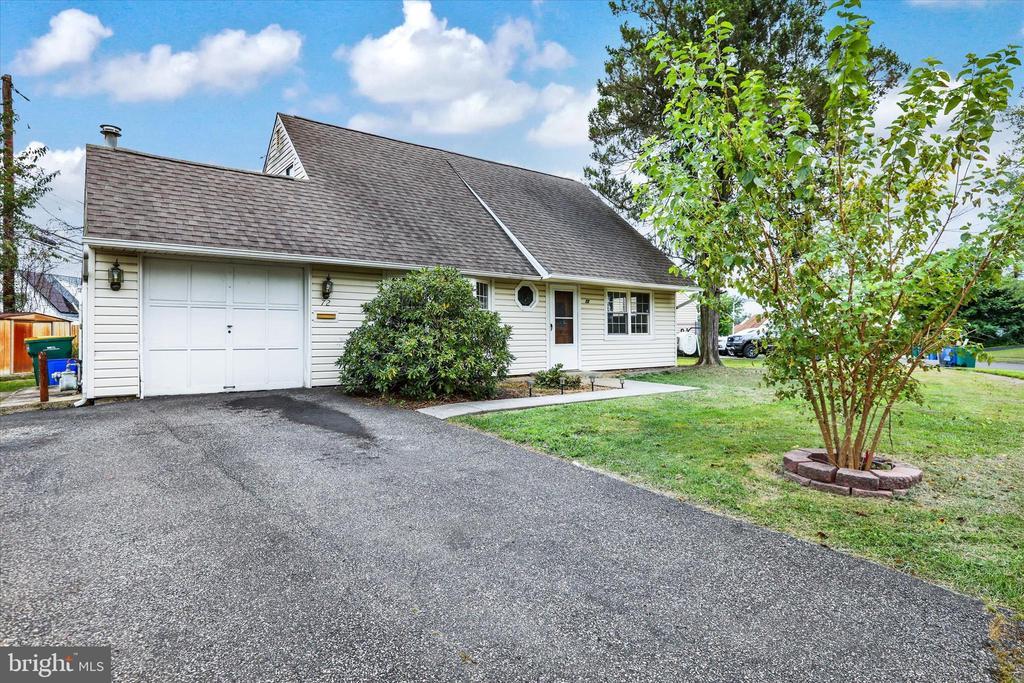 72 Plumtree Rd, LEVITTOWN, PA Property Listing MLS® PABU2056556