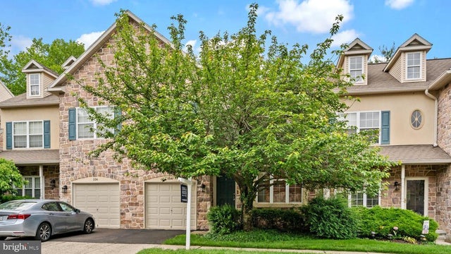 104 Lantern Ct, Yardley