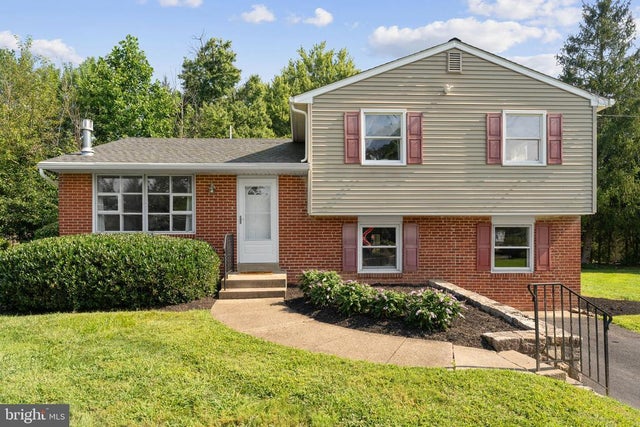 14 Broadale Rd, Doylestown