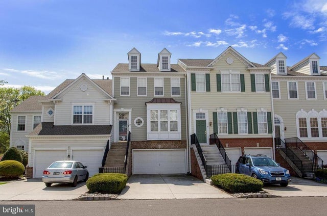 82 Avalon Ct, Doylestown