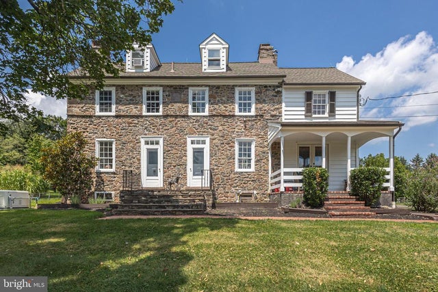 439 Brownsburg Rd #w, Newtown