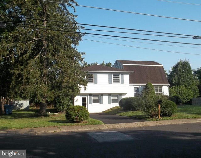 5 Broadale Rd, Doylestown