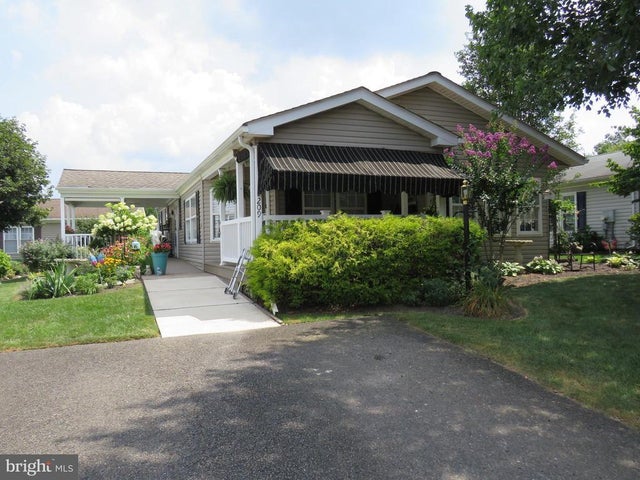 209 Dove Ct, New Hope