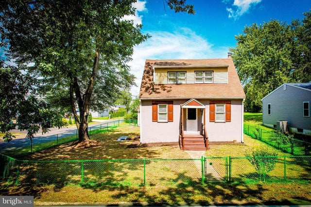 2191 Dunksferry Rd, Bensalem