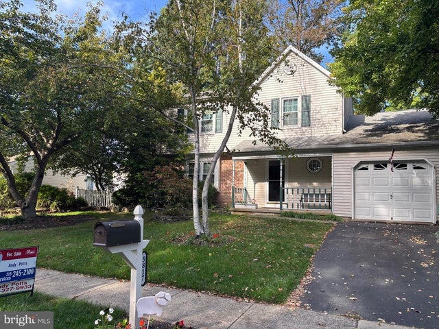 5817 Cricket Ln, Bensalem