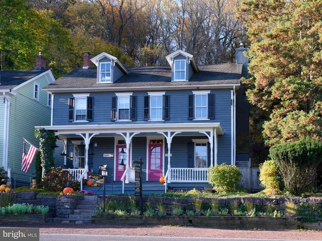 3697 River, Lumberville