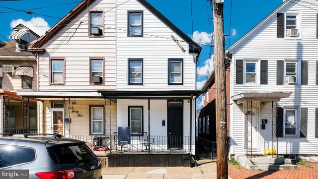 566 Swain St, Bristol