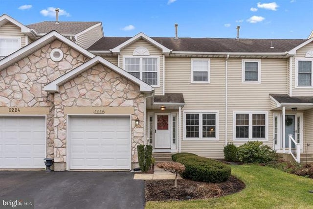 2226 Orchard Hill Cir, Warrington