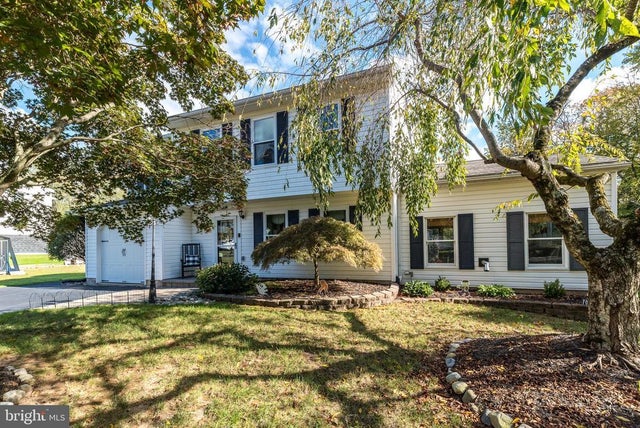 1877 Brook Ln, Jamison