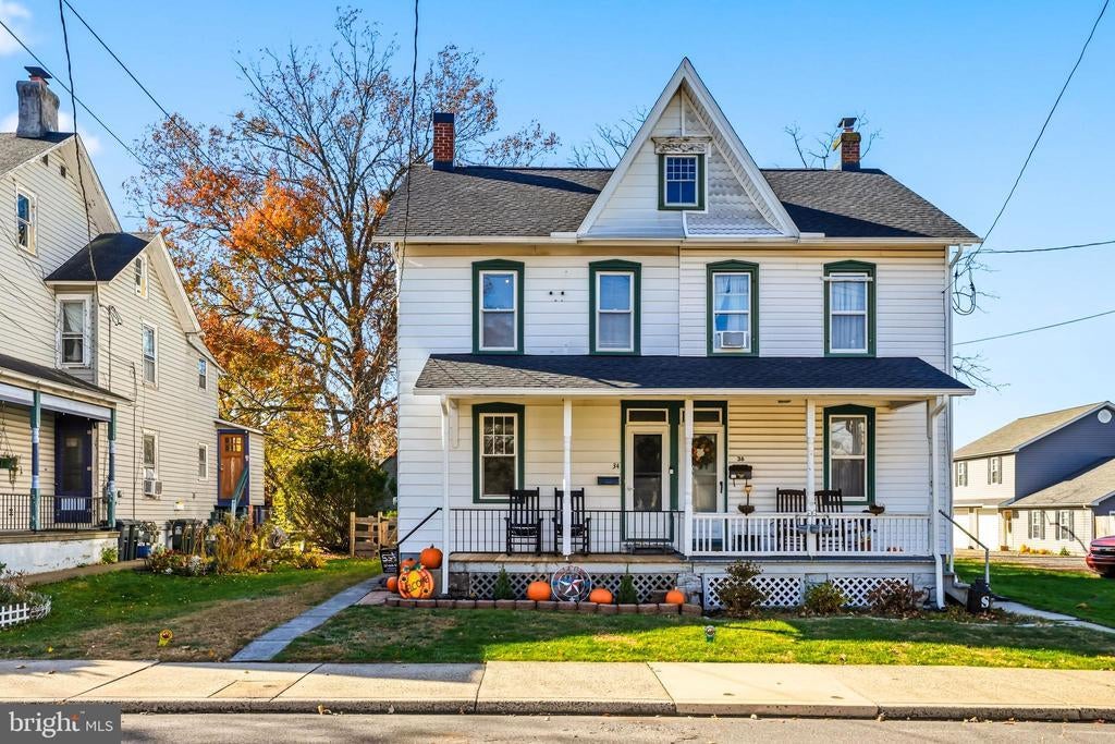 34 N Ambler St, QUAKERTOWN