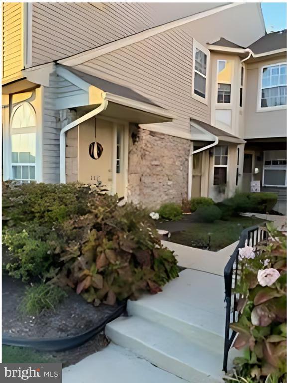 202 Andover Ct, QUAKERTOWN