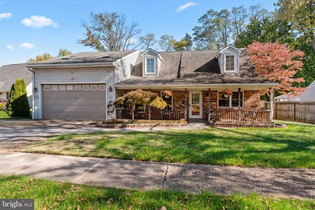 212 Plumbridge Dr, Levittown