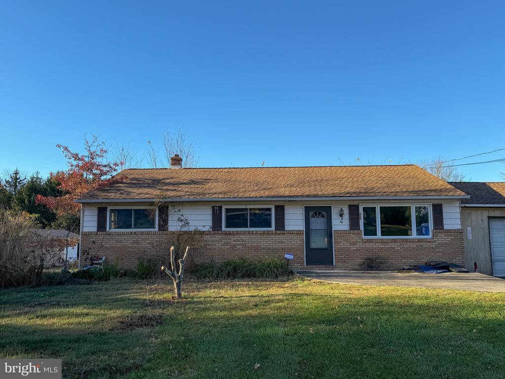 214 Three Mile Run Rd, SELLERSVILLE