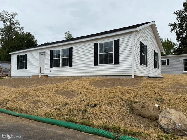 965 Eleanor Ln, Sellersville