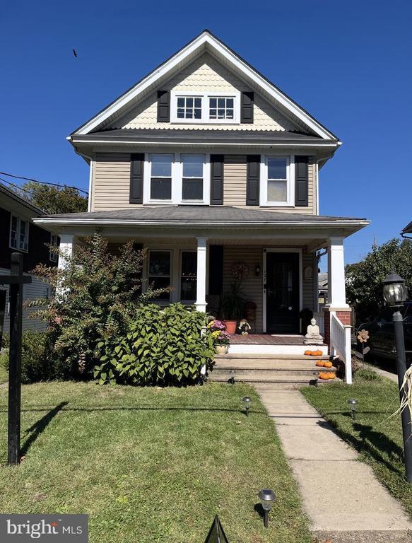 127 Sycamore Rd, Riegelsville