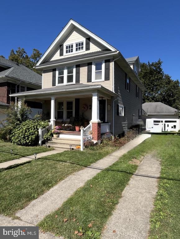 127 Sycamore Rd, Riegelsville