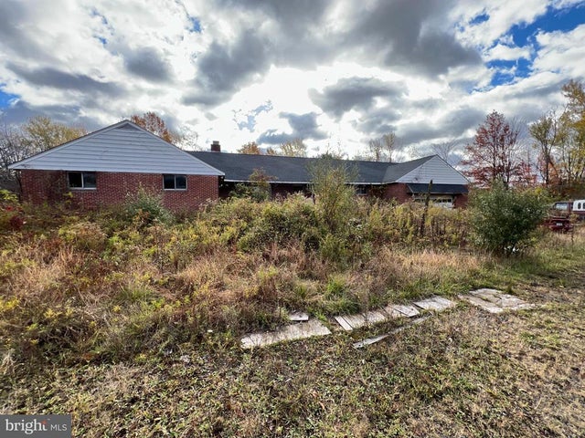 820 Green St, Hilltown Twp