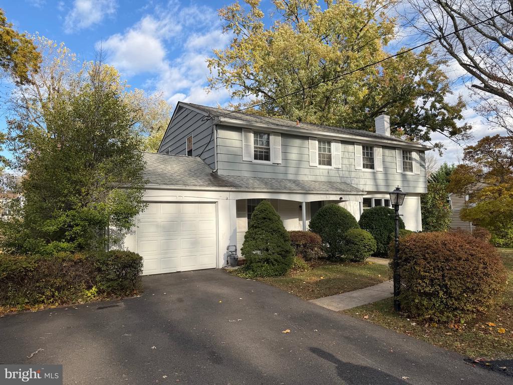 687 W Bristol Rd, WARMINSTER