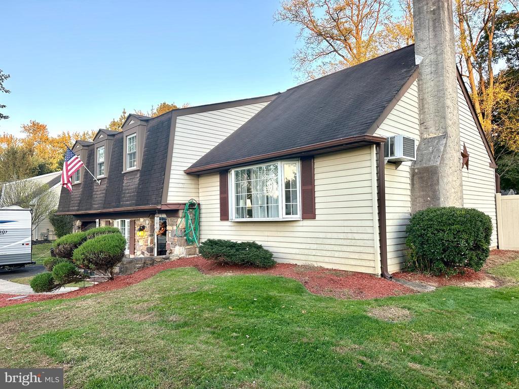 1019 Dick Ave, WARMINSTER