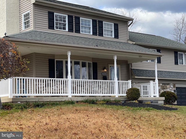 524 Penrose Ln, Warminster