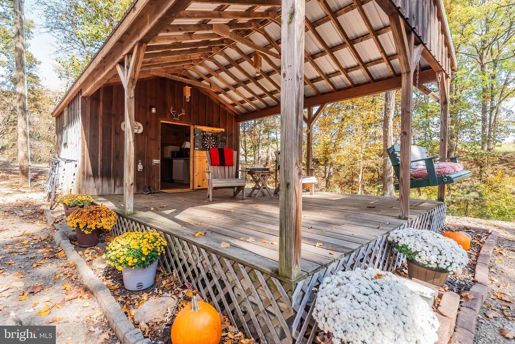 105 Woods Rd, NEWVILLE PA NEWVILLE Cabin Homes For Sale