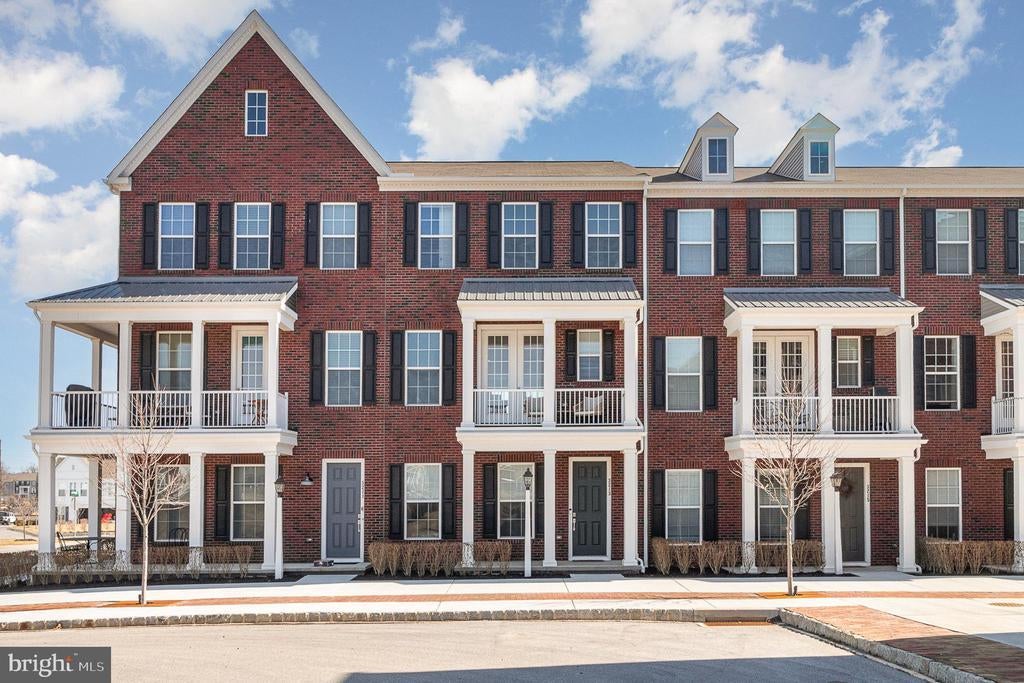 3213 Wayland Rd, MECHANICSBURG