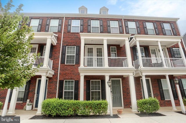 3219 Wayland Rd, Mechanicsburg