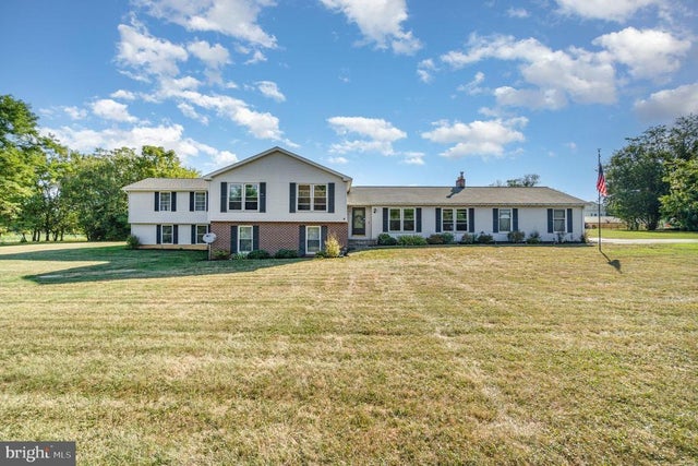 251 Old Stone House Rd S, Mechanicsburg