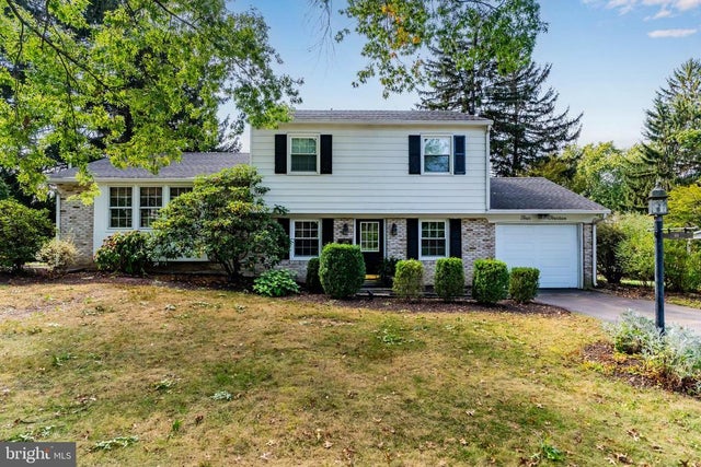 414 Deerfield Rd, Camp Hill