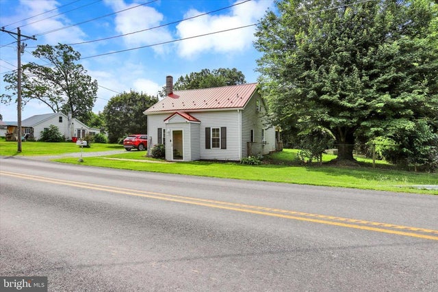 341 Airport Rd, Shippensburg
