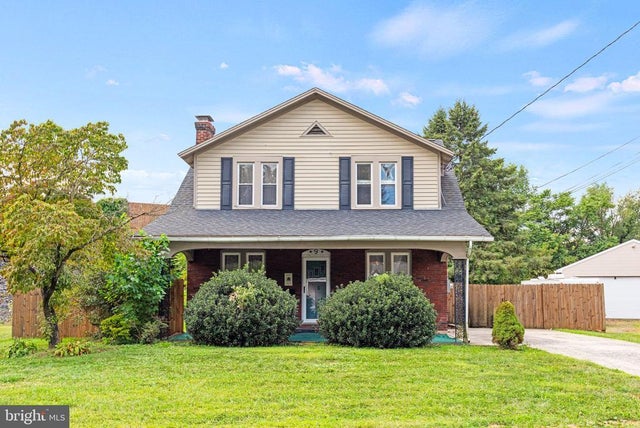 9 Oakwood Cir, Camp Hill