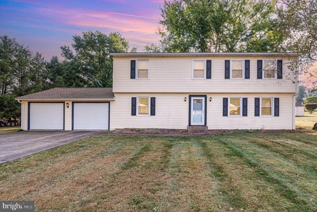 1616 Airport Dr, Mechanicsburg