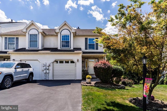 2256 Old Hollow Rd, Mechanicsburg