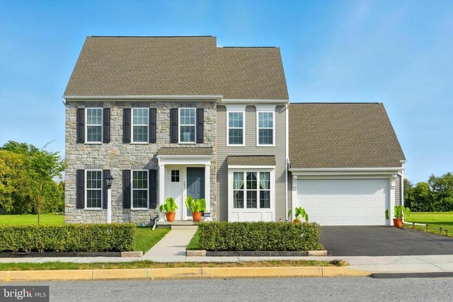 151 Moorefield Street, Mechanicsburg