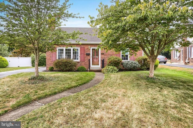 97 Oneida Rd, Camp Hill