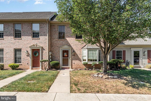 401 Stonehedge Lane, Mechanicsburg