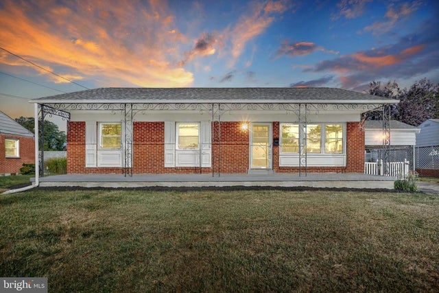 29 Kensington Dr, Camp Hill