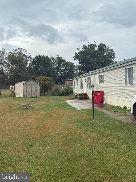 19 Short Ln, Shippensburg