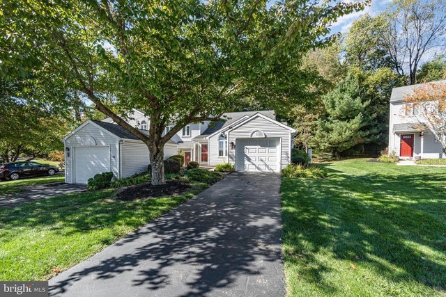 1837 Creek View Dr, New Cumberland