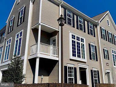 3030 Meridian Commons #a, Mechanicsburg