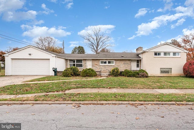 1 Colgate Dr, Camp Hill