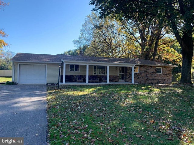 1003 Rockledge Drive, Carlisle