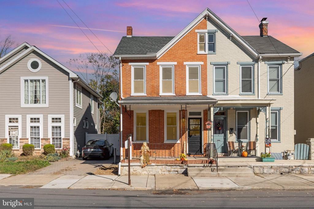 245 E Louther St, CARLISLE