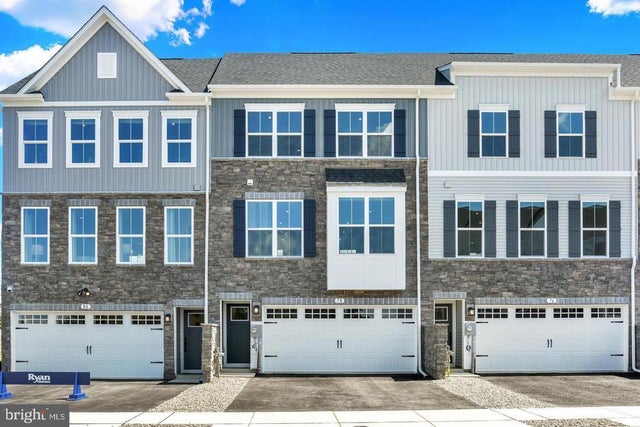 78 Rail Yard Dr, Enola