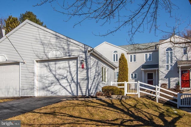 1810 Creek View Dr, New Cumberland